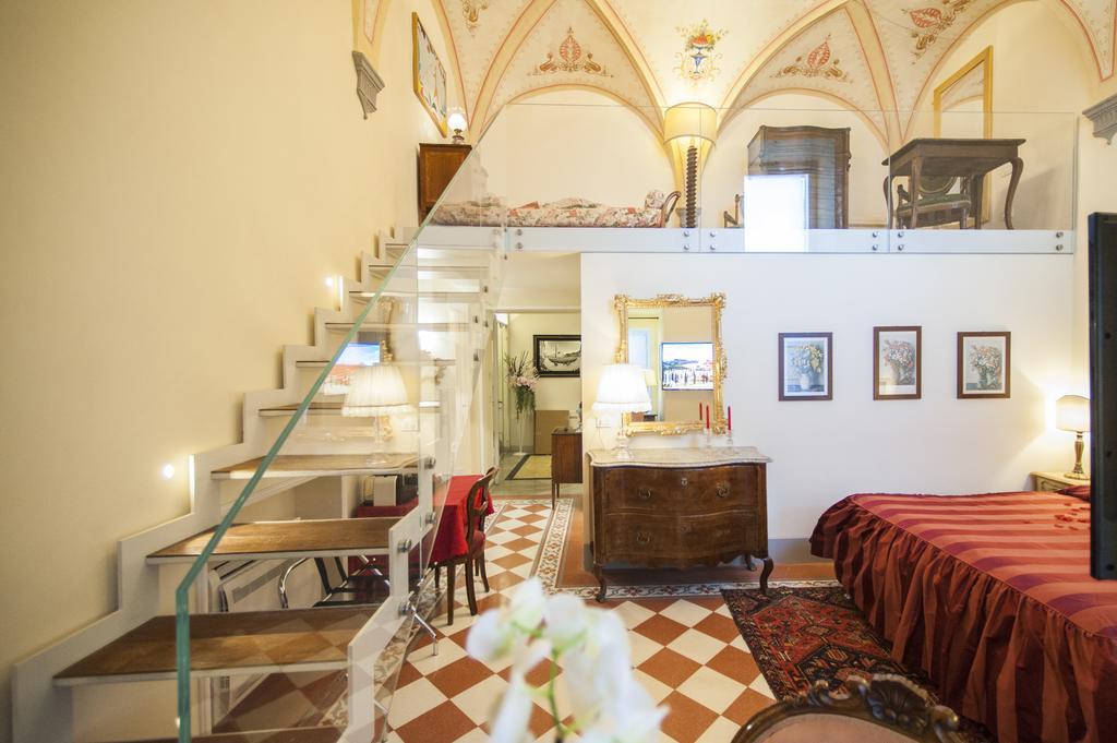 Residenza D'Epoca Palazzo Borghesi Acomodação com café da manhã Siena Exterior foto